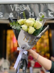 7'li Beyaz Gül Buketi