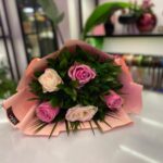 5 Li Pembe Ve Beyaz Gül Buketi