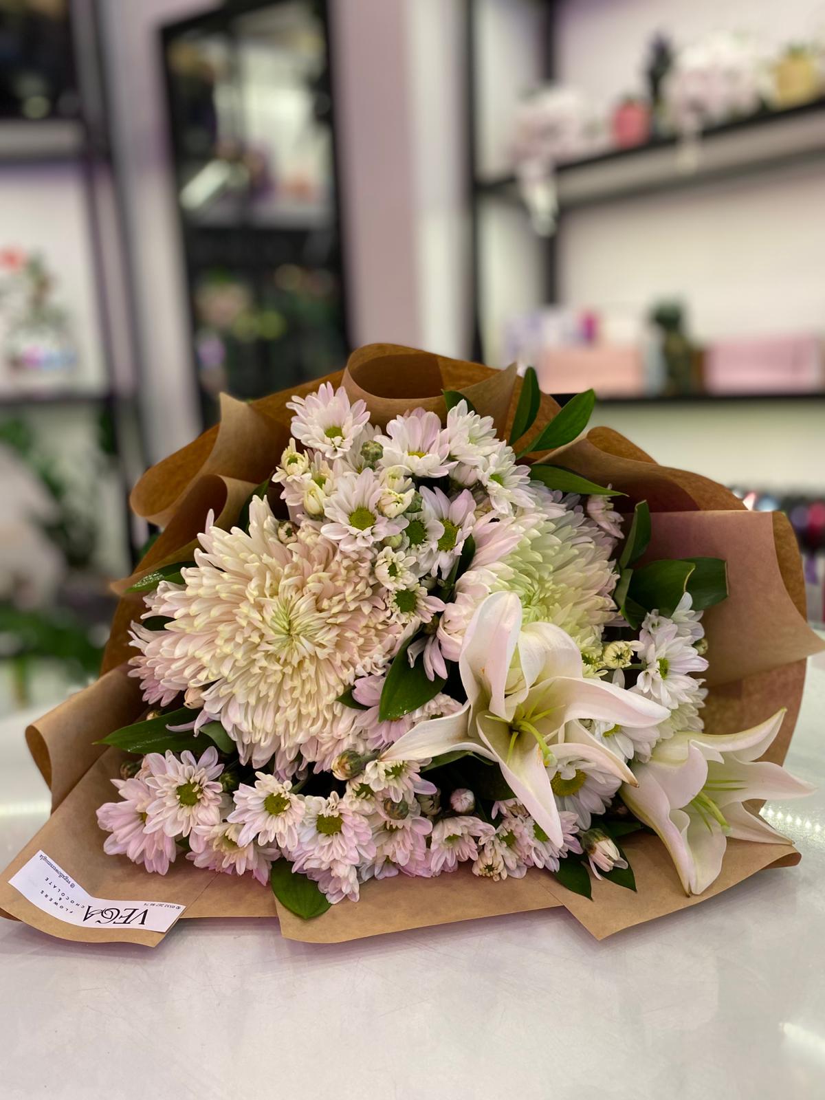 white-buket White buket